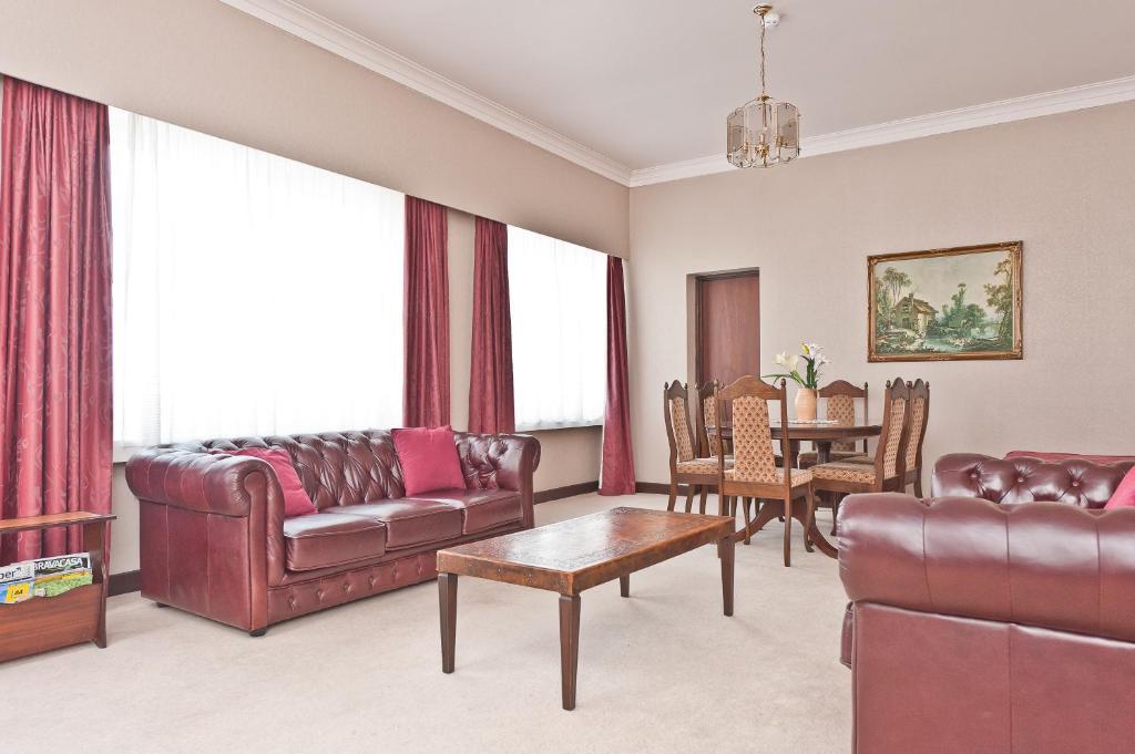 The Grand Hotel Wanganui ワンガヌイ エクステリア 写真